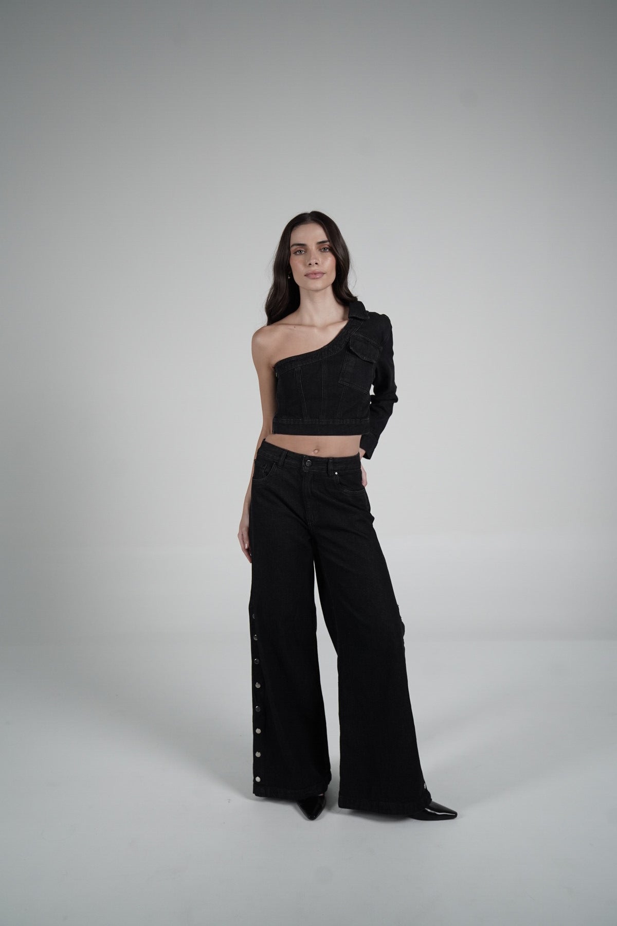 Side Buttons Jeans
