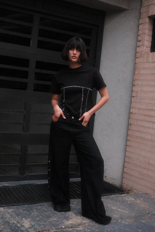Side Buttons Jeans